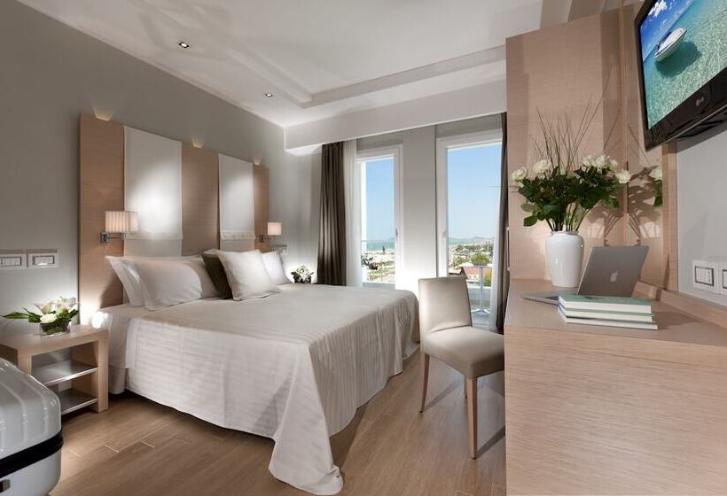 غرفة سوبيريور ثلاثية, Ambasciatori