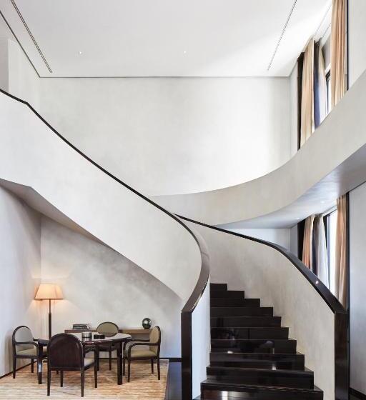 سوییت, Armani Hotel Milano