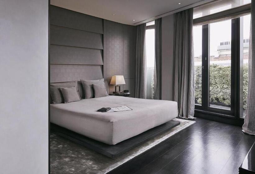 اتاق استاندارد با تراس, Armani Hotel Milano
