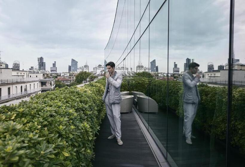 اتاق استاندارد با تراس, Armani Hotel Milano