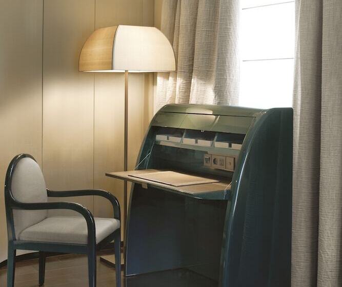 اتاق لوکس, Armani Hotel Milano