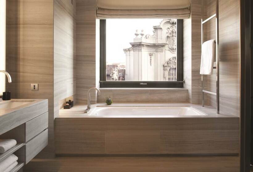 اتاق لوکس, Armani Hotel Milano