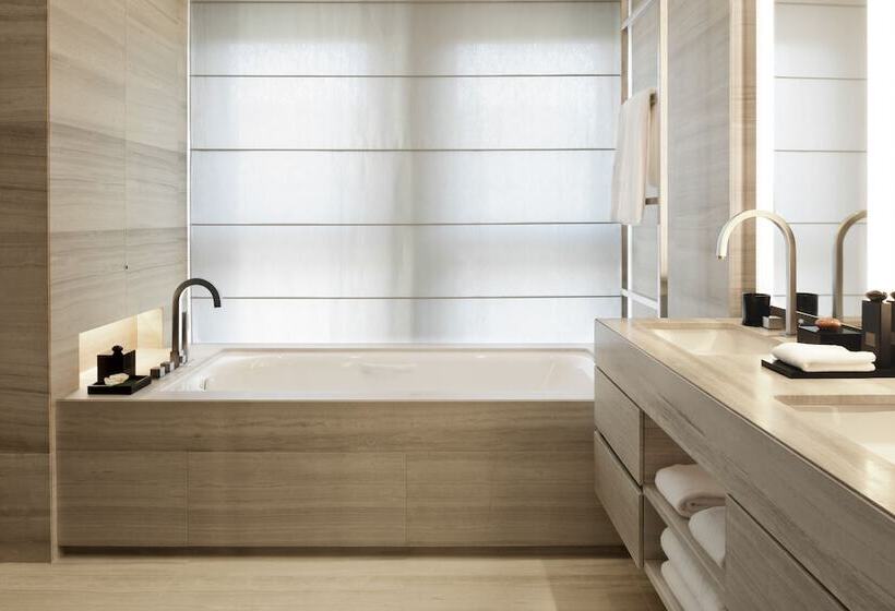 اتاق پرمیوم, Armani Hotel Milano