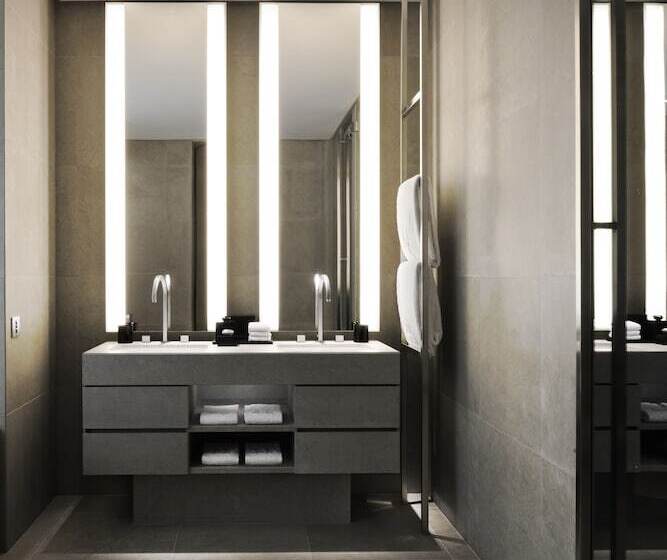 سوییت, Armani Hotel Milano