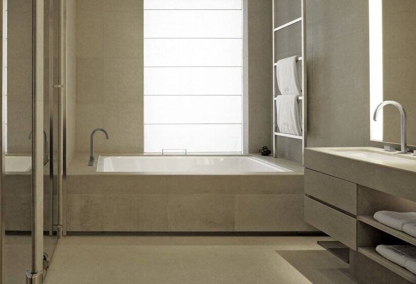 سوئیت پرزیدنت, Armani Hotel Milano