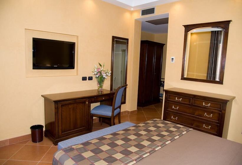 クラシックルーム, Artemis