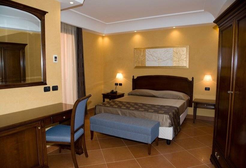 トリプルクラシックルーム, Artemis