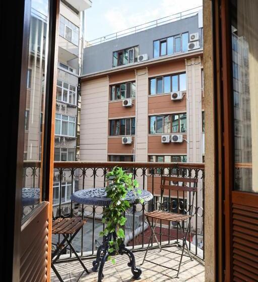 سوییت خانوادگی, Cumbali Luxury Boutique