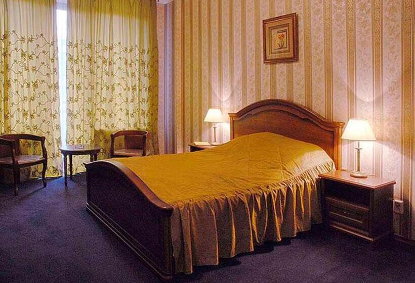 اتاق استاندارد, Diplomat Apart