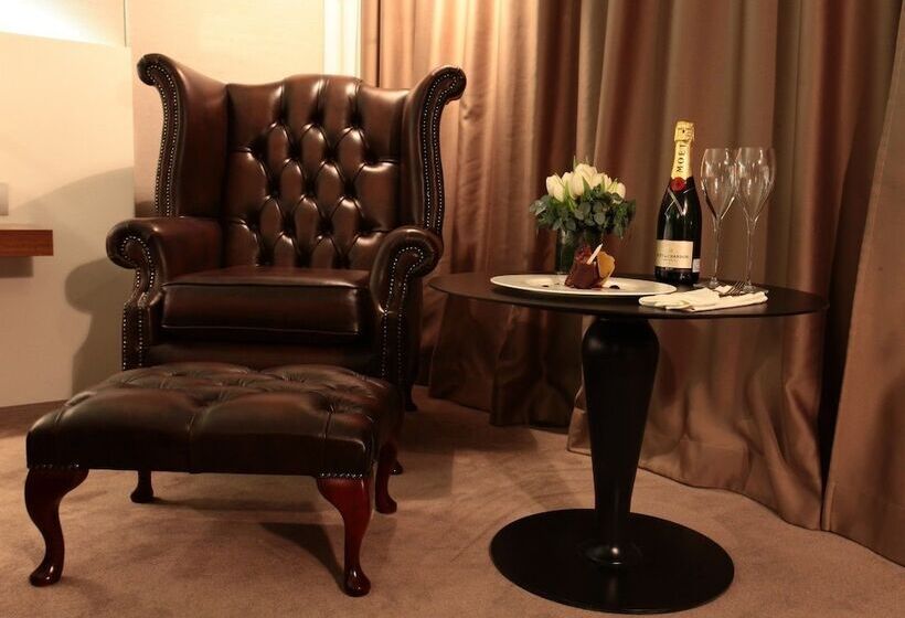 スタンダードルーム, Graffit Gallery Design