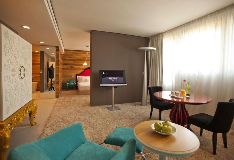 ジュニアスイート, Graffit Gallery Design