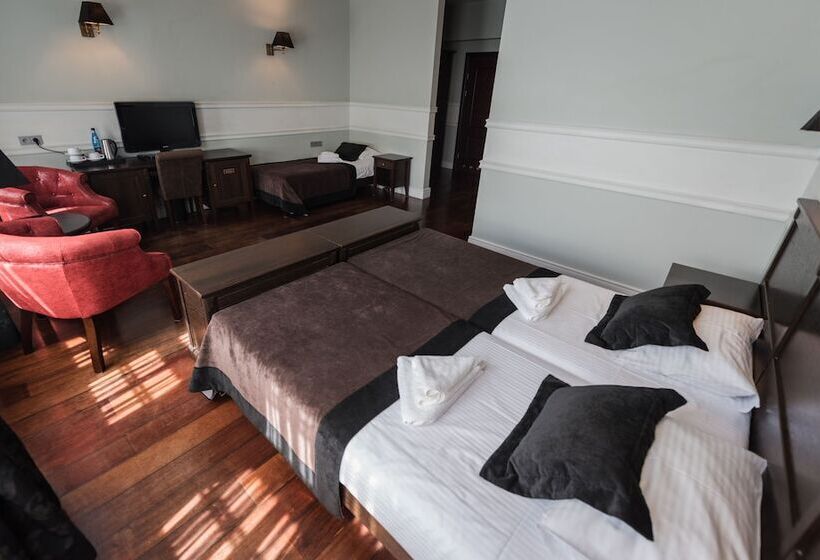 Трехместный Номер Superior, Holland House Residence Old Town