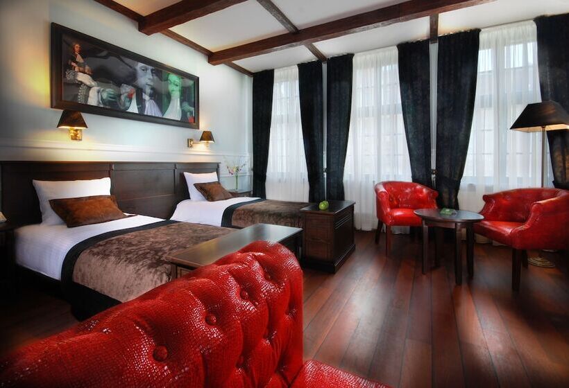 Трехместный Номер Superior, Holland House Residence Old Town