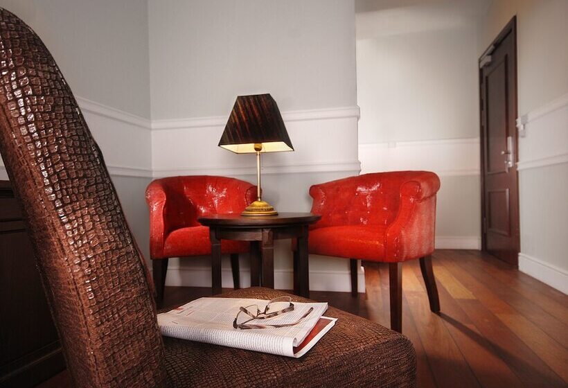 Трехместный Номер Superior, Holland House Residence Old Town
