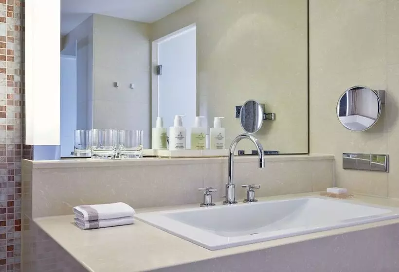 景色の見えるスイートルーム, Jw Marriott Hotel Frankfurt