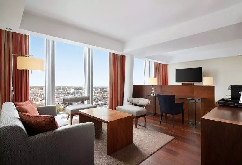 景色の見えるスイートルーム, Jw Marriott Hotel Frankfurt