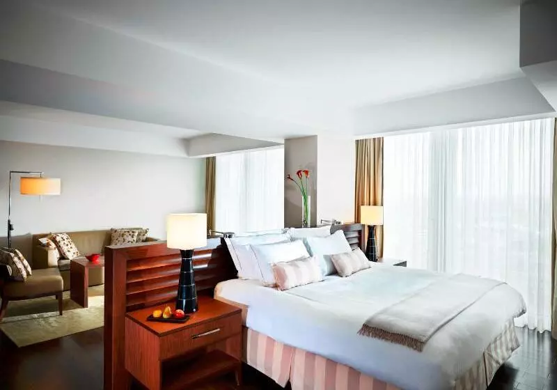景色の見えるスイートルーム, Jw Marriott Hotel Frankfurt