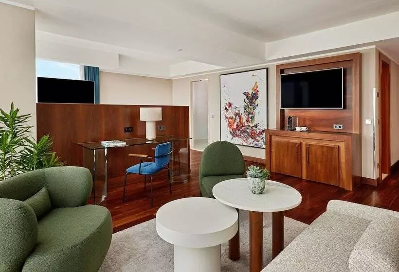 景色の見えるスイートルーム, Jw Marriott Hotel Frankfurt