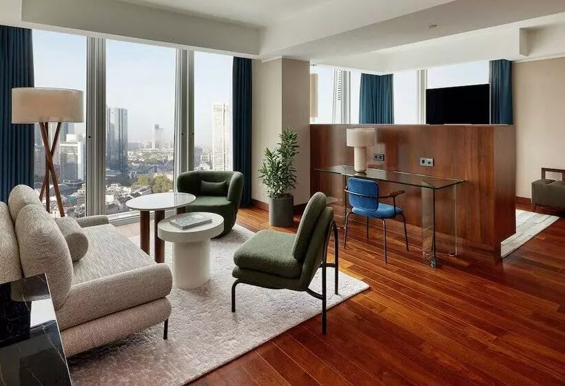 景色の見えるスイートルーム, Jw Marriott Hotel Frankfurt