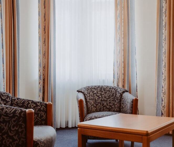 غرفة قياسية فردية, Kaiserhof Victoria