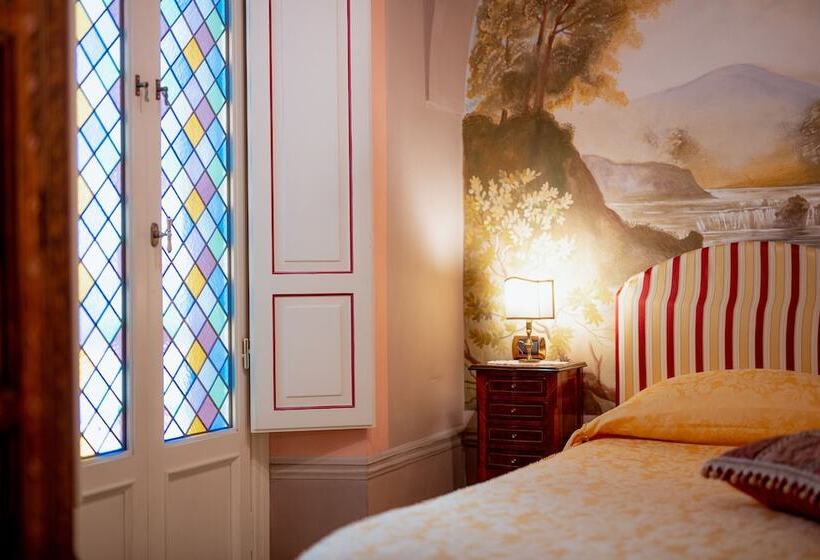 اتاق استاندارد, L'antica Bifore