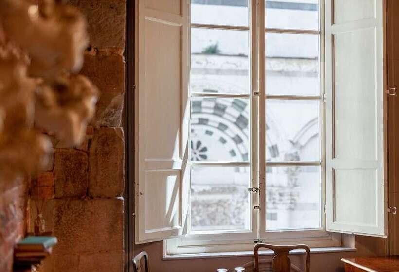 اتاق استاندارد, L'antica Bifore