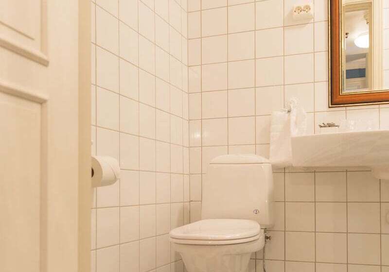 Семейный Номер, Lillesand Hotel Norge