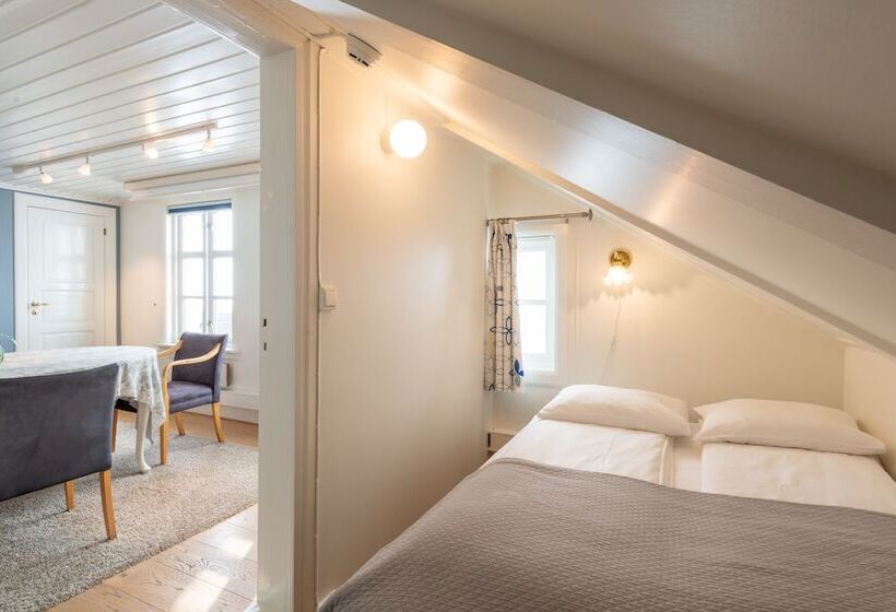 Семейный Номер, Lillesand Hotel Norge