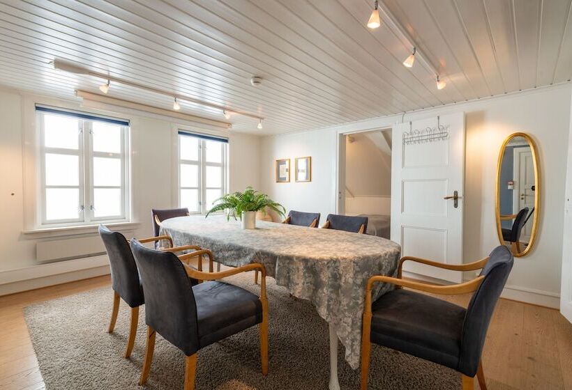 Семейный Номер, Lillesand Hotel Norge