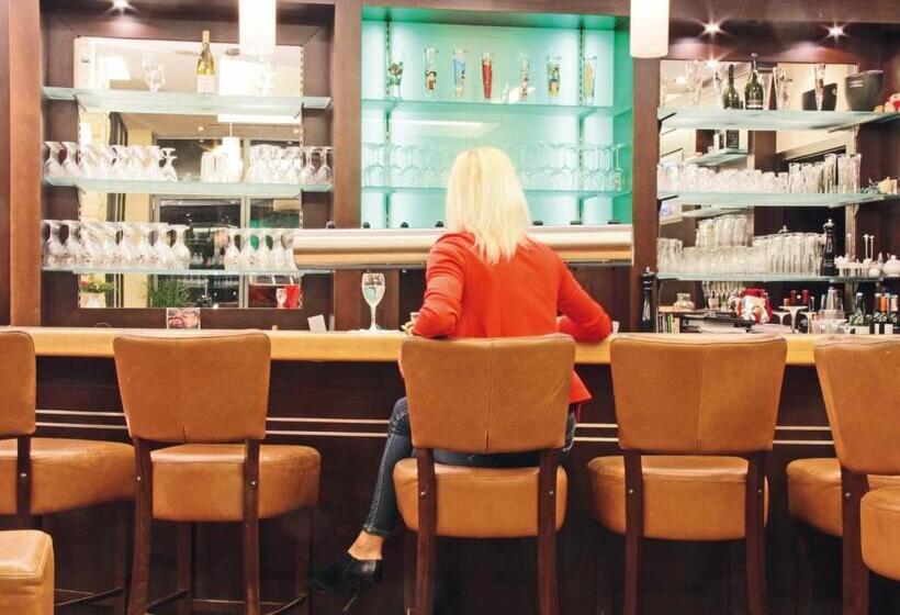 キングサイズベッドのスーペリアルーム, Lindenkrug