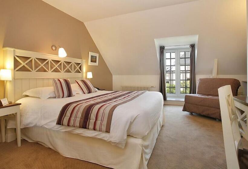 수피리어 룸, Logis Hotel, Restaurant Et Spa Le Relais De Broceliande