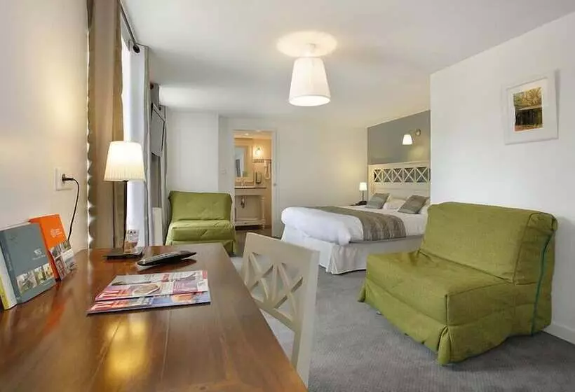 スーペリアールーム, Logis Hotel, Restaurant Et Spa Le Relais De Broceliande