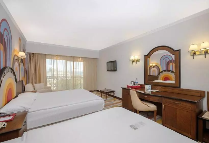 Family Room Side Sea View, Megasaray Westbeach Antalya
