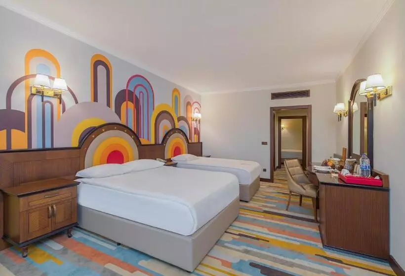 Family Room Side Sea View, Megasaray Westbeach Antalya