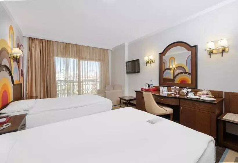 Deluxe Room City View, Megasaray Westbeach Antalya