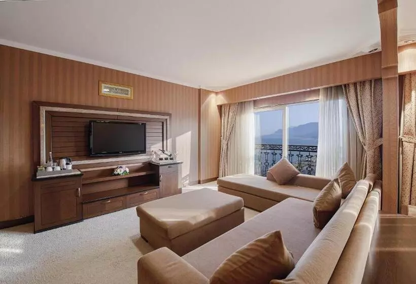 Junior Suite Side Sea View, Megasaray Westbeach Antalya