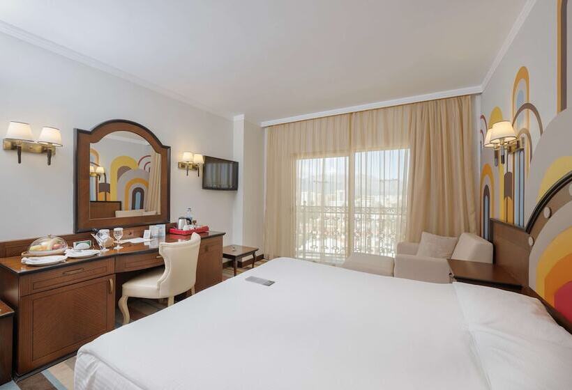 اتاق لوکس با چشم‌انداز شهر, Megasaray Westbeach Antalya