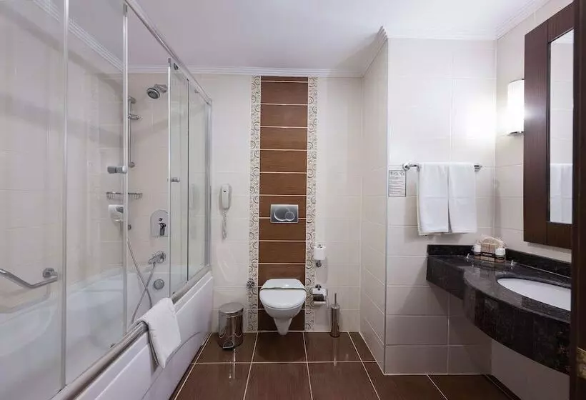 Deluxe Triple Room, Megasaray Westbeach Antalya
