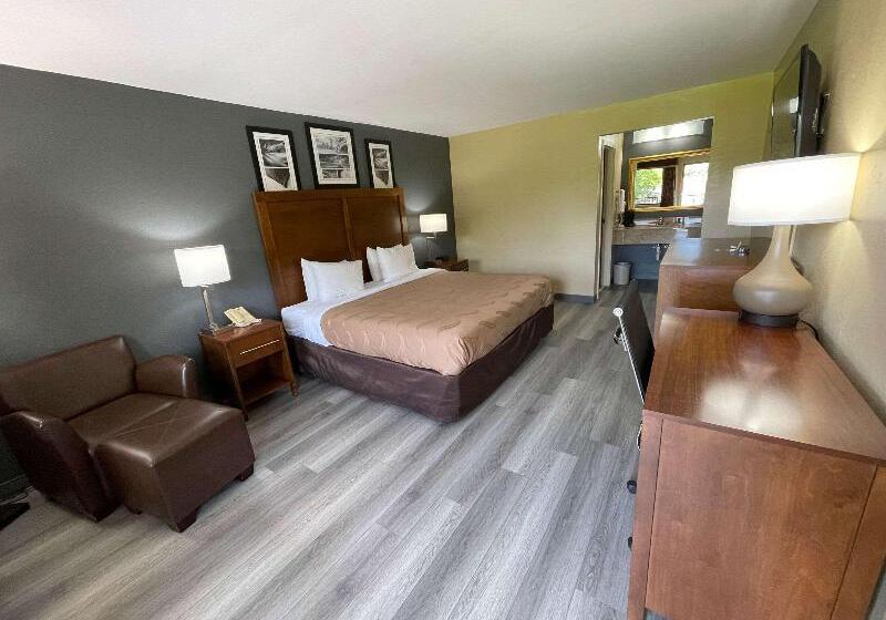 سوییت جونیور با چشم‌انداز جانبی دریا, Megasaray Westbeach Antalya