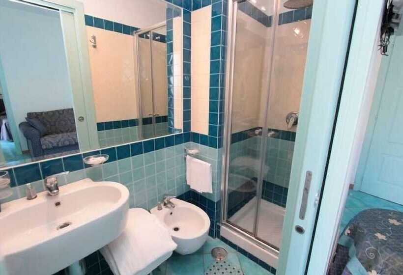 스탠다드 룸 바다 전망, Palazzo Vingius