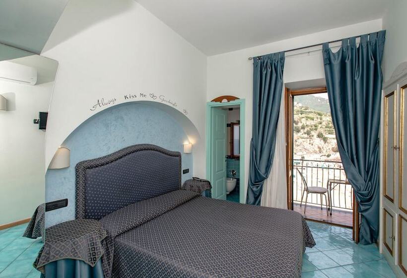 스탠다드 룸 바다 전망, Palazzo Vingius