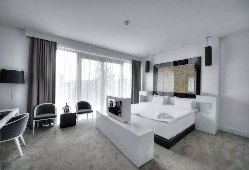 اتاق استاندارد, Platinum Palace Boutique Hotel & Spa
