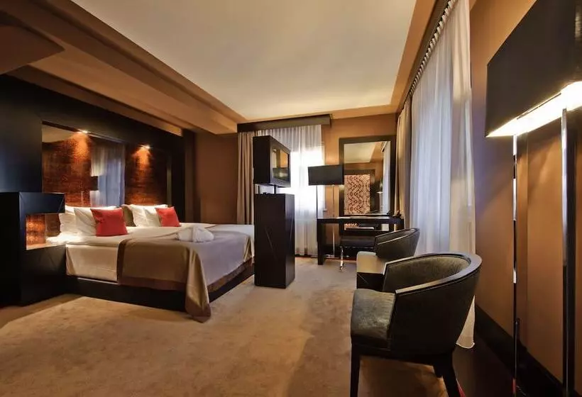 اتاق لوکس, Platinum Palace Boutique Hotel & Spa
