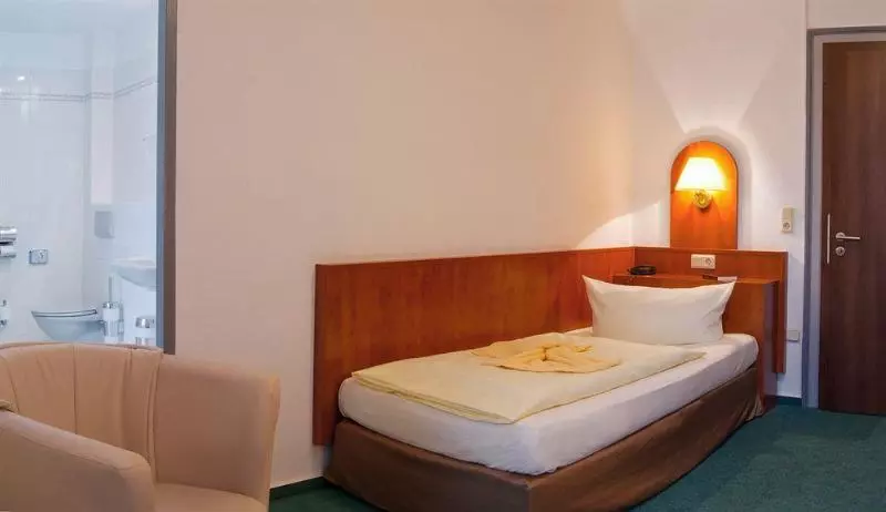 スタンダードシングルルーム, Regiohotel Quedlinburger Hof Quedlinburg