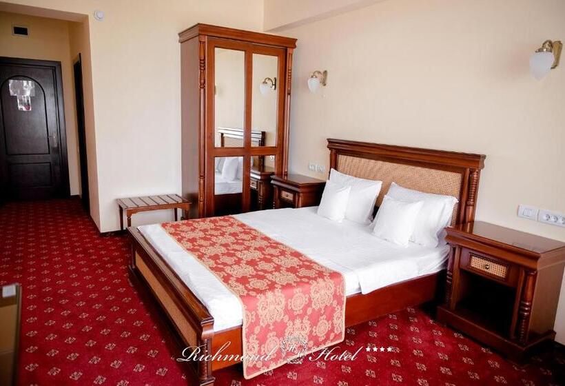 스탠다드 룸, Richmond