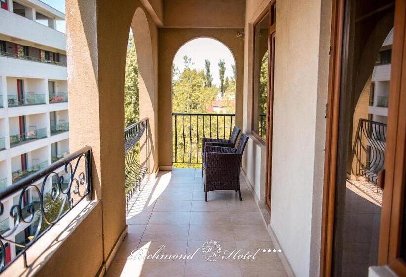 침실 1개 아파트, Richmond