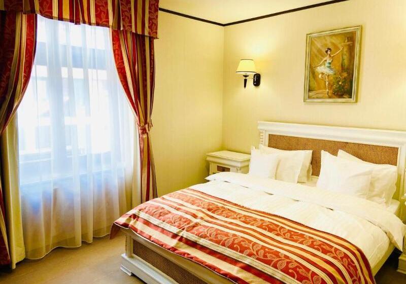 דירת חדר, Villa & Restaurant Levoslav House