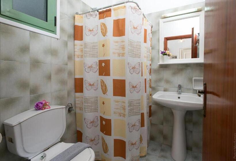 חדר סטודיו סטנדרד, Philippos Apartments