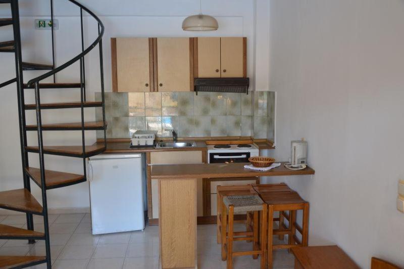 Апартаменты Внутренние 1 Спальня, Philippos Apartments