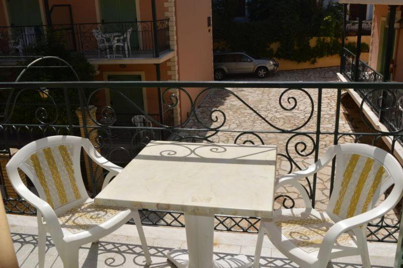 Апартаменты Внутренние 1 Спальня, Philippos Apartments